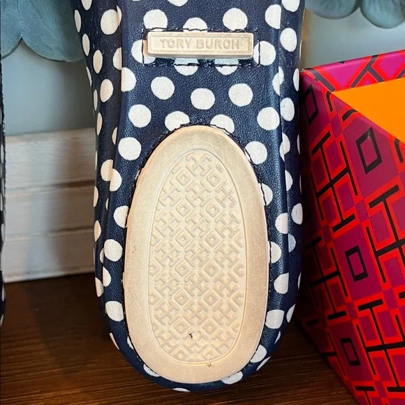 Tory Burch Minnie Travel Ballet with logo Napa leather Polka Dot Flats - Picture 14 of 16